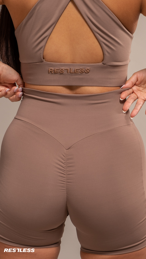 RESTLESS HIGH QUALITY NYLON ACTIVEWEAR SHORTS WOMEN |Color:TIERRA

ROPA DEPORTIVA COLOMBIA LA MEJOR MARCA DE ROPA DEPORTIVA COLOMBIA ROPA DEPORTIVA PARA PILATES SETS DEPORTIVOS PILATES SET DEPORTIVOS DE ALTA CALIDAD ROPA DEPORTIVA COLOMBIA PREMIUM SHORTS DEPORTIVOS SHORTS DEPORTE MUJER ROPA RUNNING ROPA PARA CORRER ROPA PARA PILATES ROPA PARA EL GYM SET DEPORTIVO PARA EL GYM ROPA DEPORTIVA MUJER CALI ROPA DEPORTIVA MUJER MEDELLIN BOGOTA
ropa deportiva RESTLESS para mujer bonita de alta calidad |Color:TIERRA