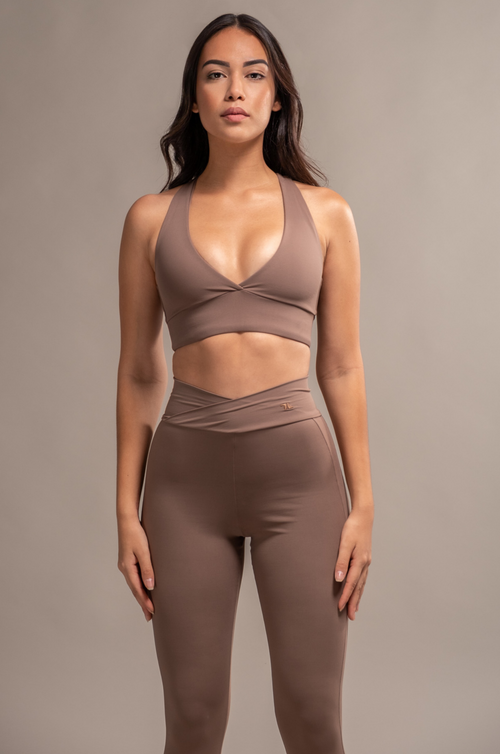 HIGH QUALITY RESTLESS ACTIVEWEAR SET WOMEN |Color:TIERRA

ropa deportiva RESTLESS para mujer bonita de alta calidad  ROPA DEPORTIVA COLOMBIA ROPA DEPORTIVA ORGANICA |Color:TIERRA