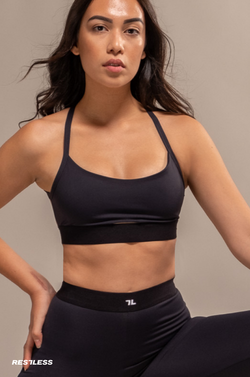 RESTLESS HIGH QUALITY NYLON ACTIVEWEAR SET WOMEN

ropa deportiva RESTLESS para mujer bonita de alta calidad 

NYLON NATURAL FABRICS|Color:BLACK