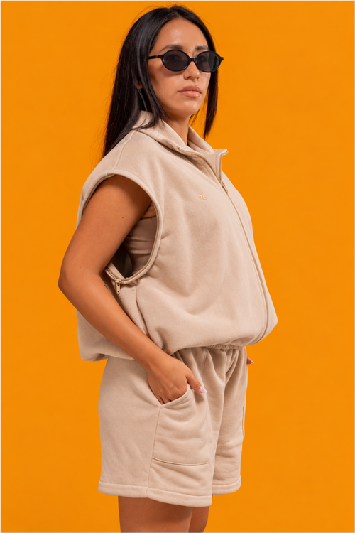 Ropa deportiva de lujo RESTLESS en algodón orgánico color Gold, tela transpirable de alta calidad hecha en Colombia.

FIBRAS ORGANICAS NATURALES ORGANIC COTTON NATURAL FABRICS|Color:GOLD
